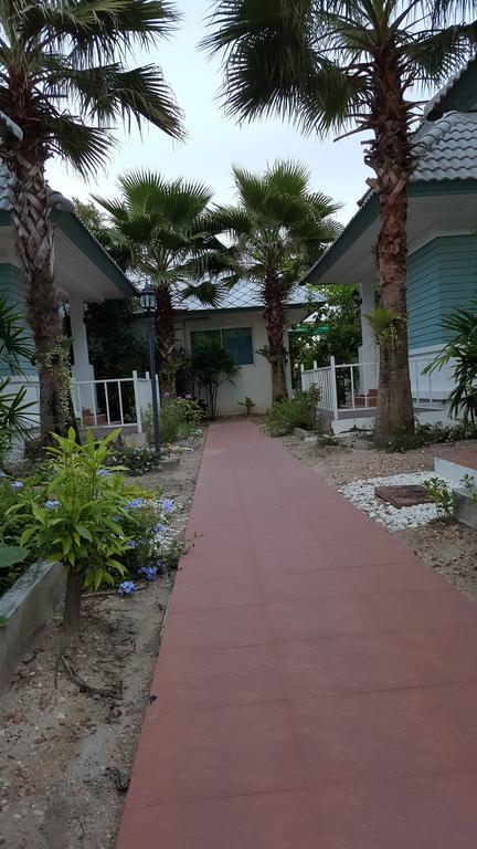 Vipha Ville Resort Ban Huai Yang Bagian luar foto