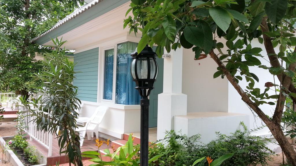 Vipha Ville Resort Ban Huai Yang Bagian luar foto
